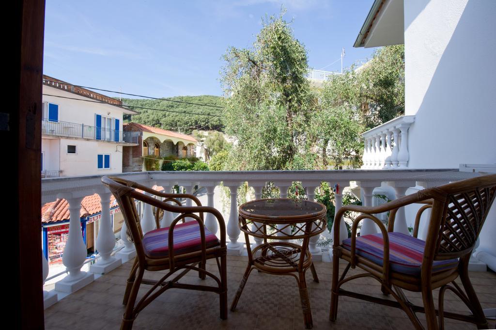 Pansion Nikos Vergos Parga Room photo